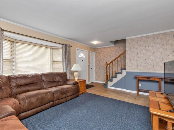 2207 Van Nostrand Avenue, Merrick NY 11566