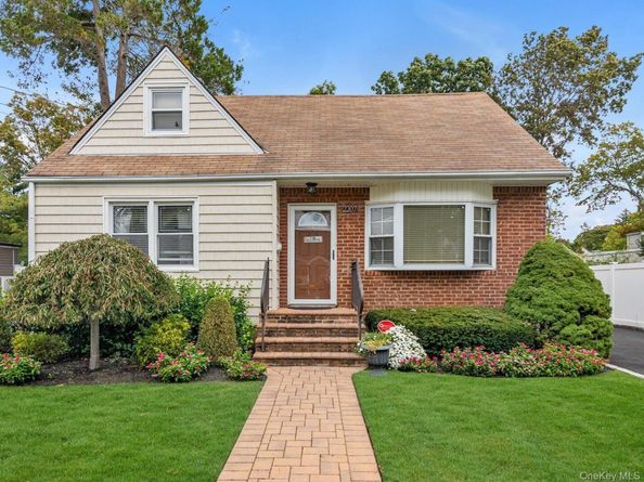2207 Van Nostrand Avenue, Merrick NY 11566