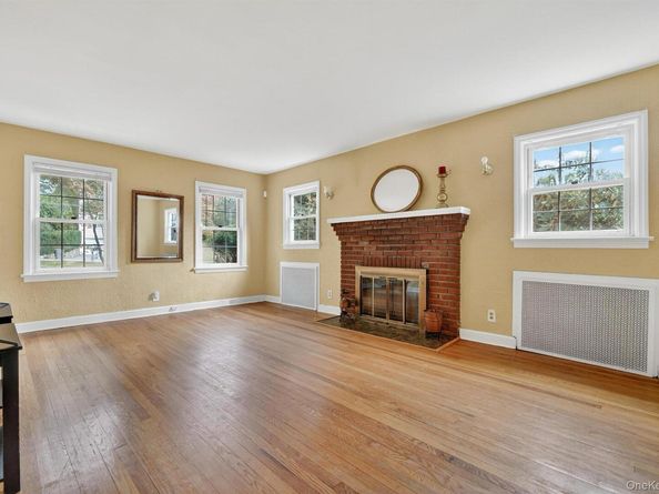 80 Wilson Avenue, Valhalla NY 10595