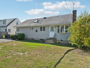 17 Whitman Avenue, Syosset NY 11791