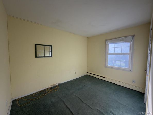 127 Cambon Avenue, Saint James NY 11780