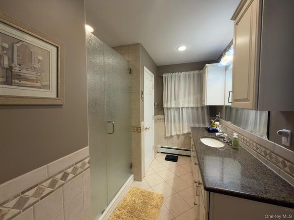 127 Cambon Avenue, Saint James NY 11780