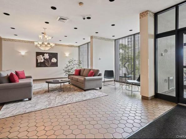 100 High Point Drive 501, Hartsdale NY 10530