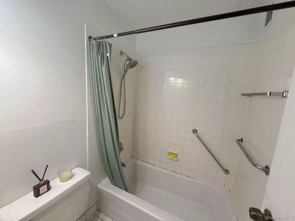 100 High Point Drive 501, Hartsdale NY 10530