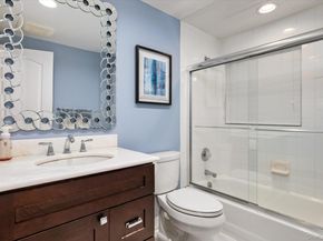 4 Whittock Lane, Melville NY 11747