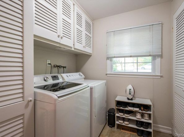 4 Whittock Lane, Melville NY 11747