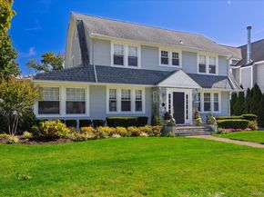 11 S Marion Place, Rockville Centre NY 11570