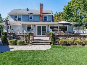11 S Marion Place, Rockville Centre NY 11570