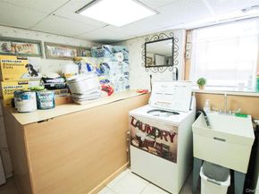 3221 Giegerich Place, Bronx NY 10465
