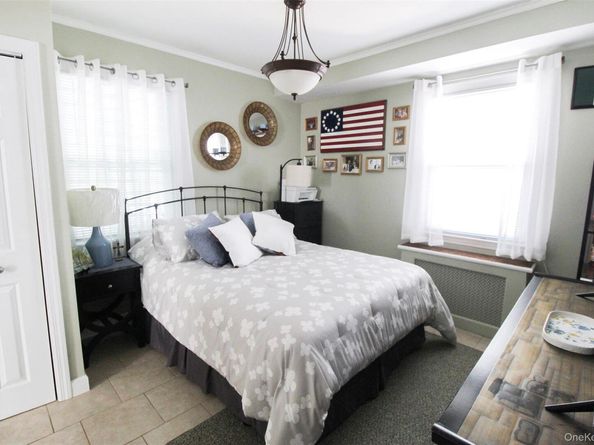 3221 Giegerich Place, Bronx NY 10465