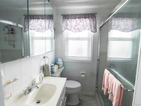 3221 Giegerich Place, Bronx NY 10465