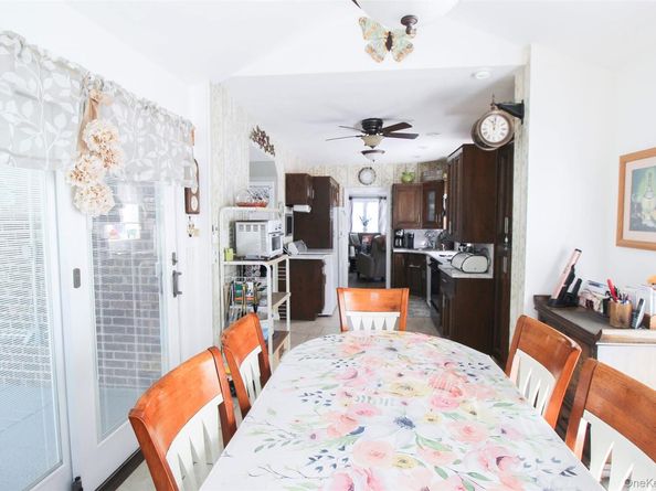 3221 Giegerich Place, Bronx NY 10465