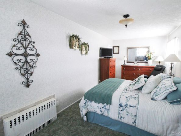 3221 Giegerich Place, Bronx NY 10465