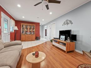 769 Bay Place, Lindenhurst NY 11757