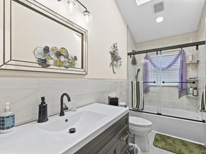 769 Bay Place, Lindenhurst NY 11757