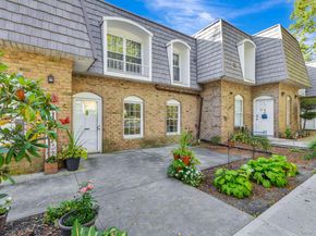 655 Middle Country Road 7B1, Coram NY 11727