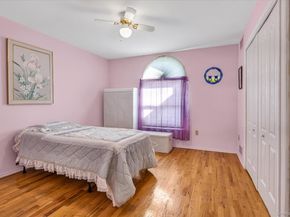 20 Primrose Lane, North Babylon NY 11703