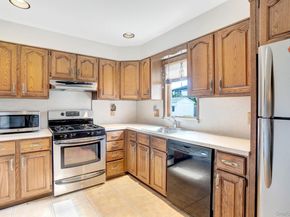 58 Lehigh Lane, Hicksville NY 11801