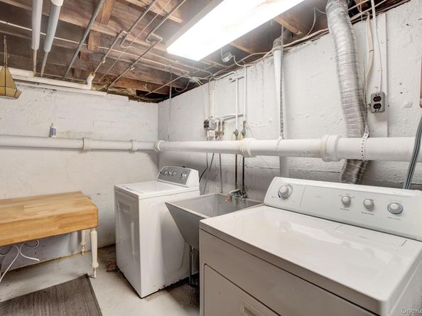 58 Lehigh Lane, Hicksville NY 11801