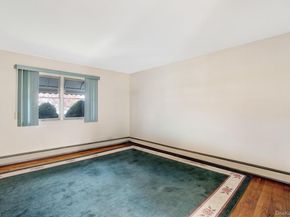 58 Lehigh Lane, Hicksville NY 11801