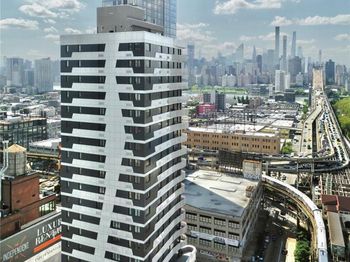 2416 Queens Plaza S
