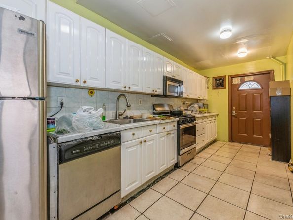 88-12 Francis Lewis Boulevard, Queens Village NY 11427