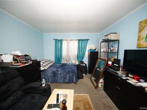 32 Stowe Place, Hempstead NY 11550