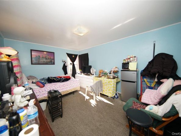 32 Stowe Place, Hempstead NY 11550