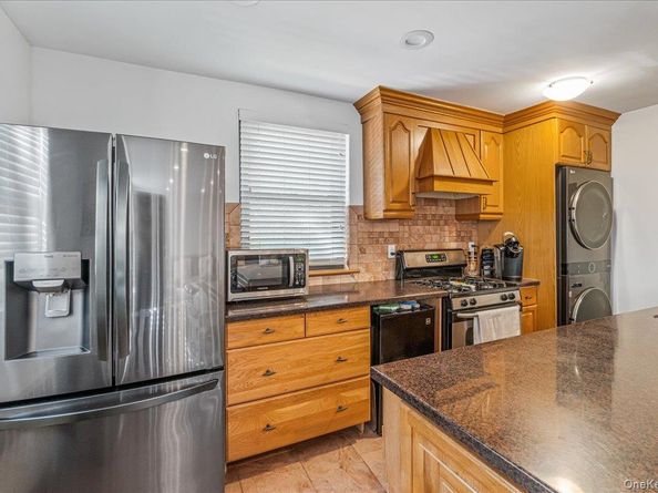 160-19 16th Avenue 6256, Whitestone NY 11357