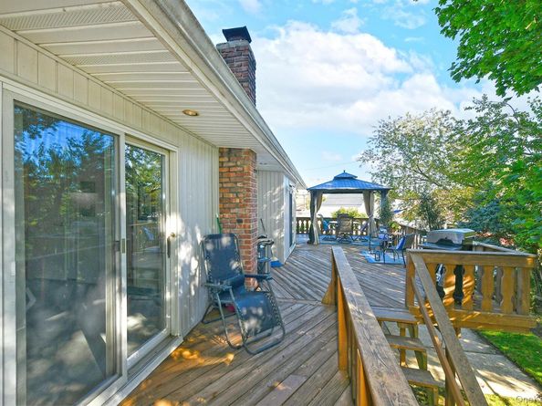 6 Mason Court, Levittown NY 11756