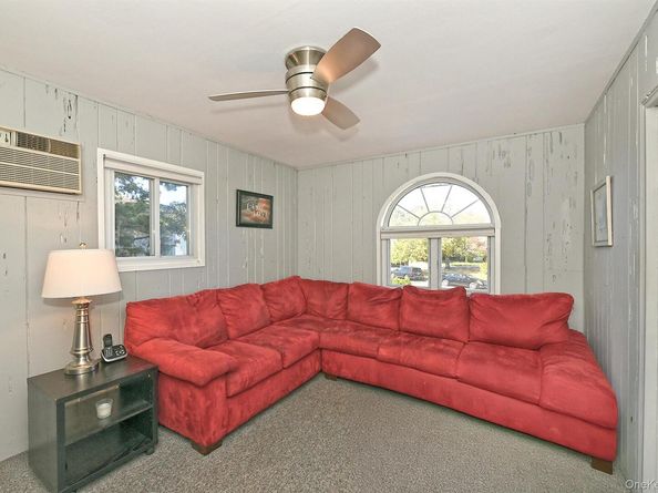 6 Mason Court, Levittown NY 11756