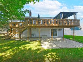 6 Mason Court, Levittown NY 11756