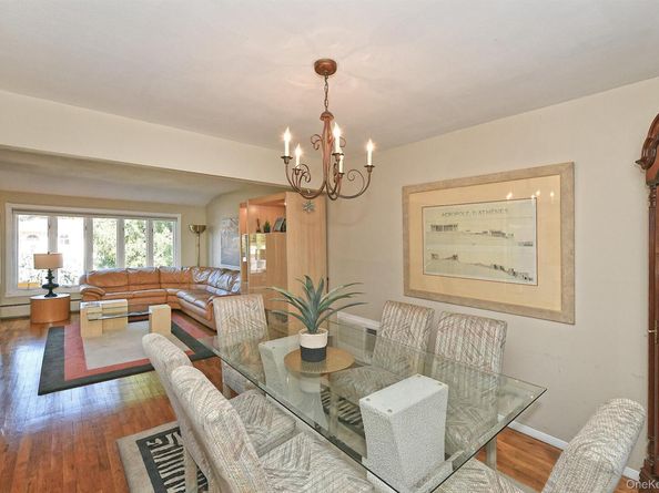 6 Mason Court, Levittown NY 11756