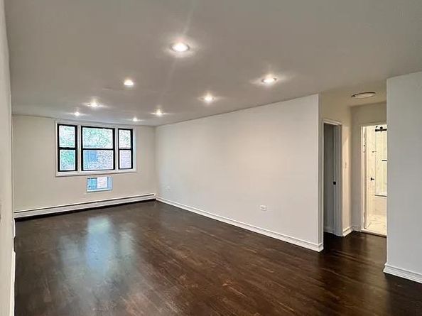 55-30 99th St 3F, Corona NY 11368