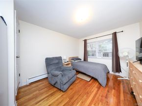 11708 Curzon Road, Richmond Hill NY 11418