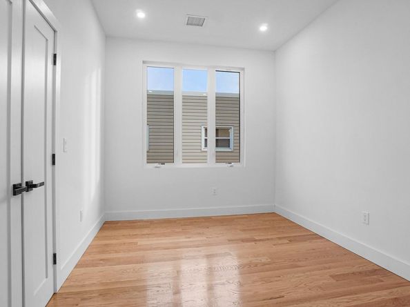 3239 Tierney Place, Bronx NY 10465