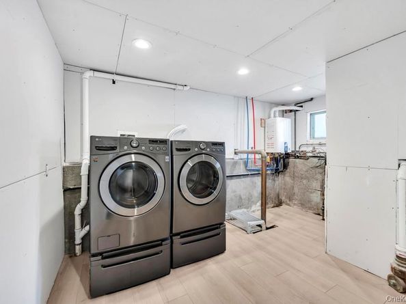 29 Dillon Drive, Dix Hills NY 11746