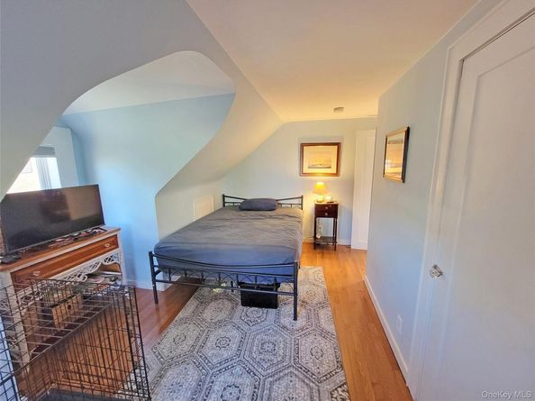 76 Bayport Ave Avenue, Bayport NY 11705