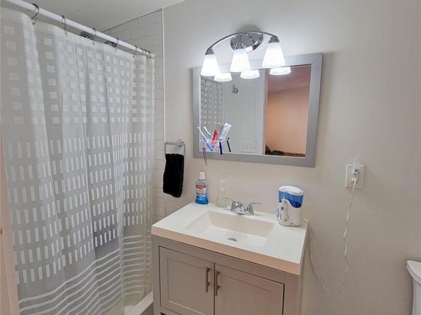 76 Bayport Ave Avenue, Bayport NY 11705