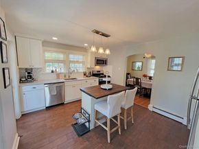 76 Bayport Ave Avenue, Bayport NY 11705