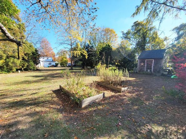 76 Bayport Ave Avenue, Bayport NY 11705