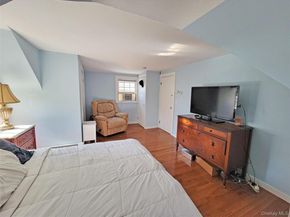 76 Bayport Ave Avenue, Bayport NY 11705