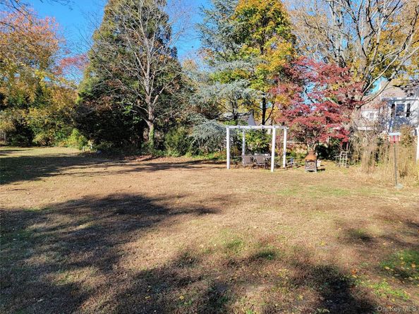 76 Bayport Ave Avenue, Bayport NY 11705