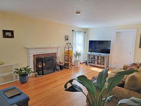 76 Bayport Ave Avenue, Bayport NY 11705