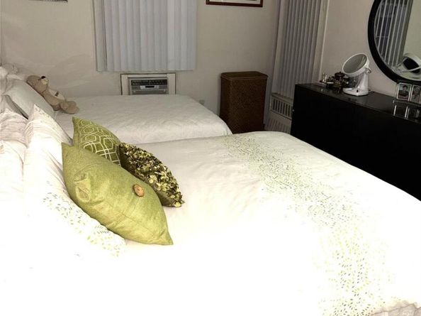 84-39 153 Avenue 3A, Howard Beach NY 11414