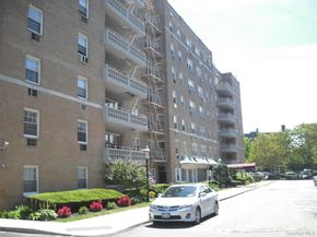 84-39 153 Avenue 3A, Howard Beach NY 11414