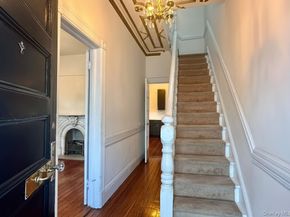 14-28 Astoria Park S, Astoria NY 11102