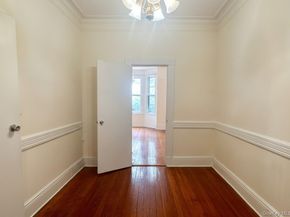 14-28 Astoria Park S, Astoria NY 11102