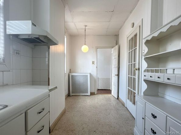 14-28 Astoria Park S, Astoria NY 11102