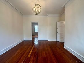 14-28 Astoria Park S, Astoria NY 11102